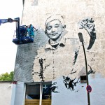Beirut's Banksy bemalt Nordstadtfassade mit Schülerinnen